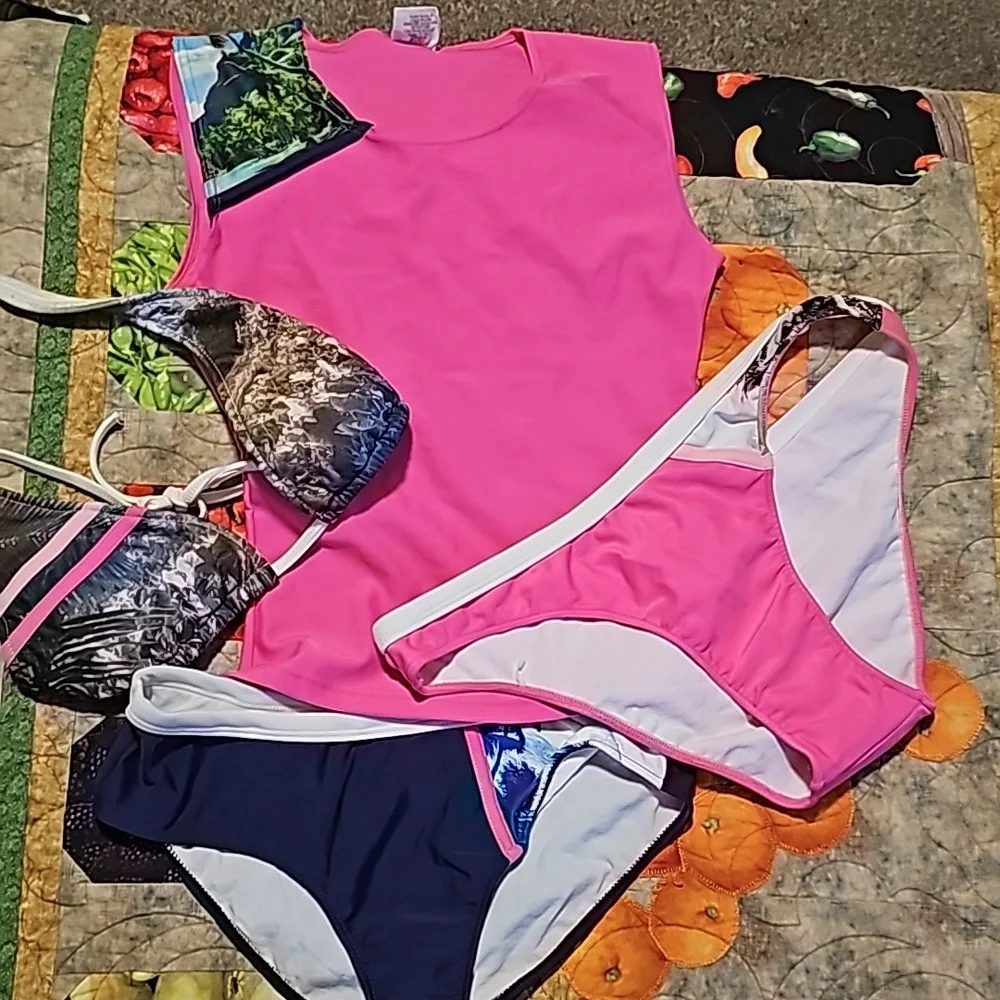 Bikini sets - Picture 11 of 13